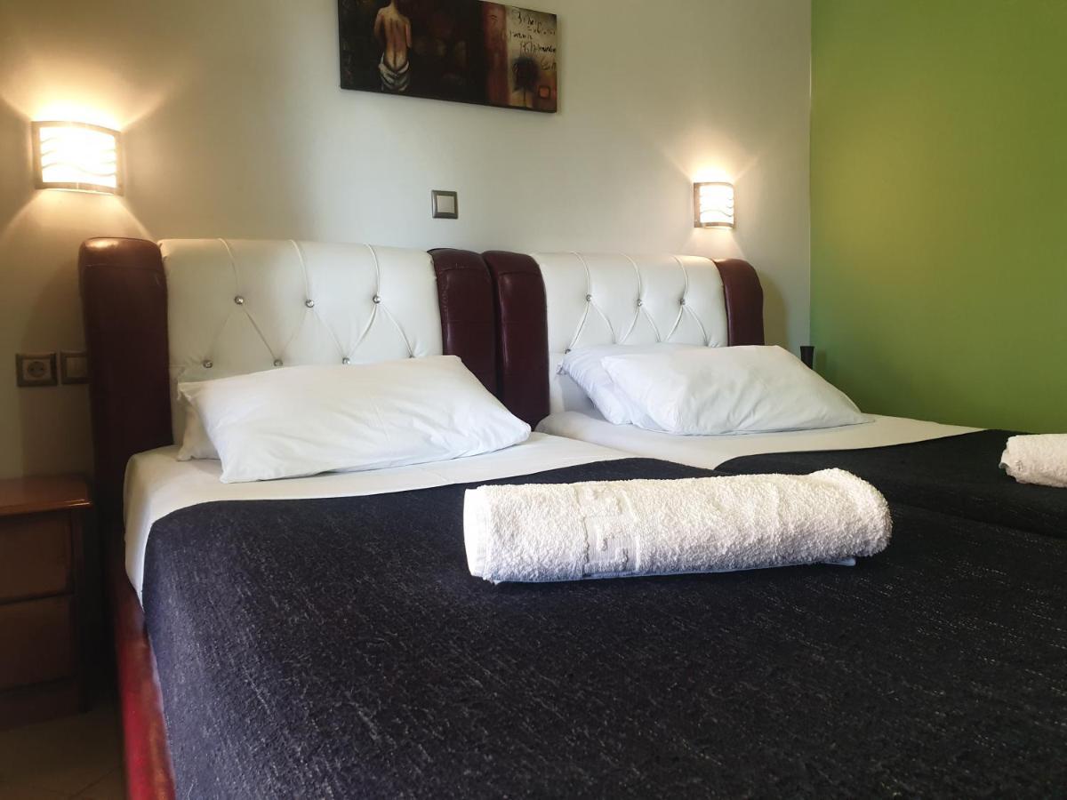 Apartment Rina Sarandë エクステリア 写真