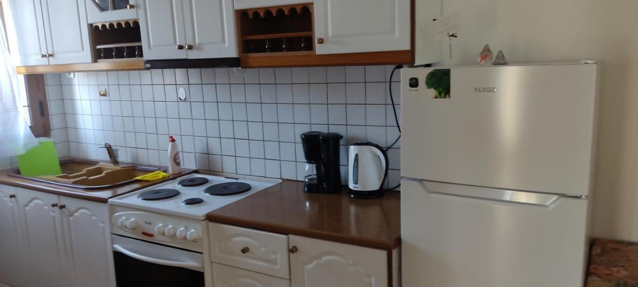 Apartment Rina Sarandë エクステリア 写真