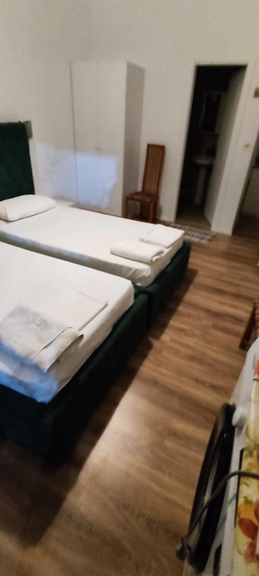 Apartment Rina Sarandë エクステリア 写真