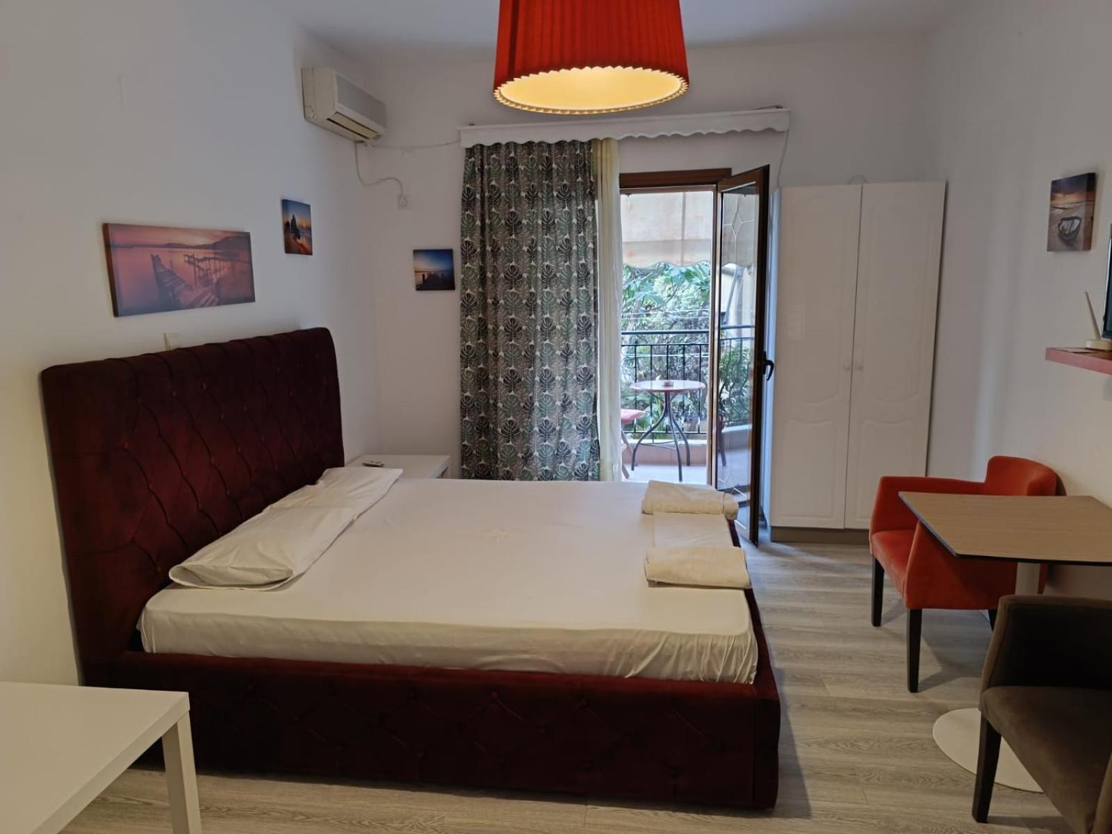 Apartment Rina Sarandë エクステリア 写真