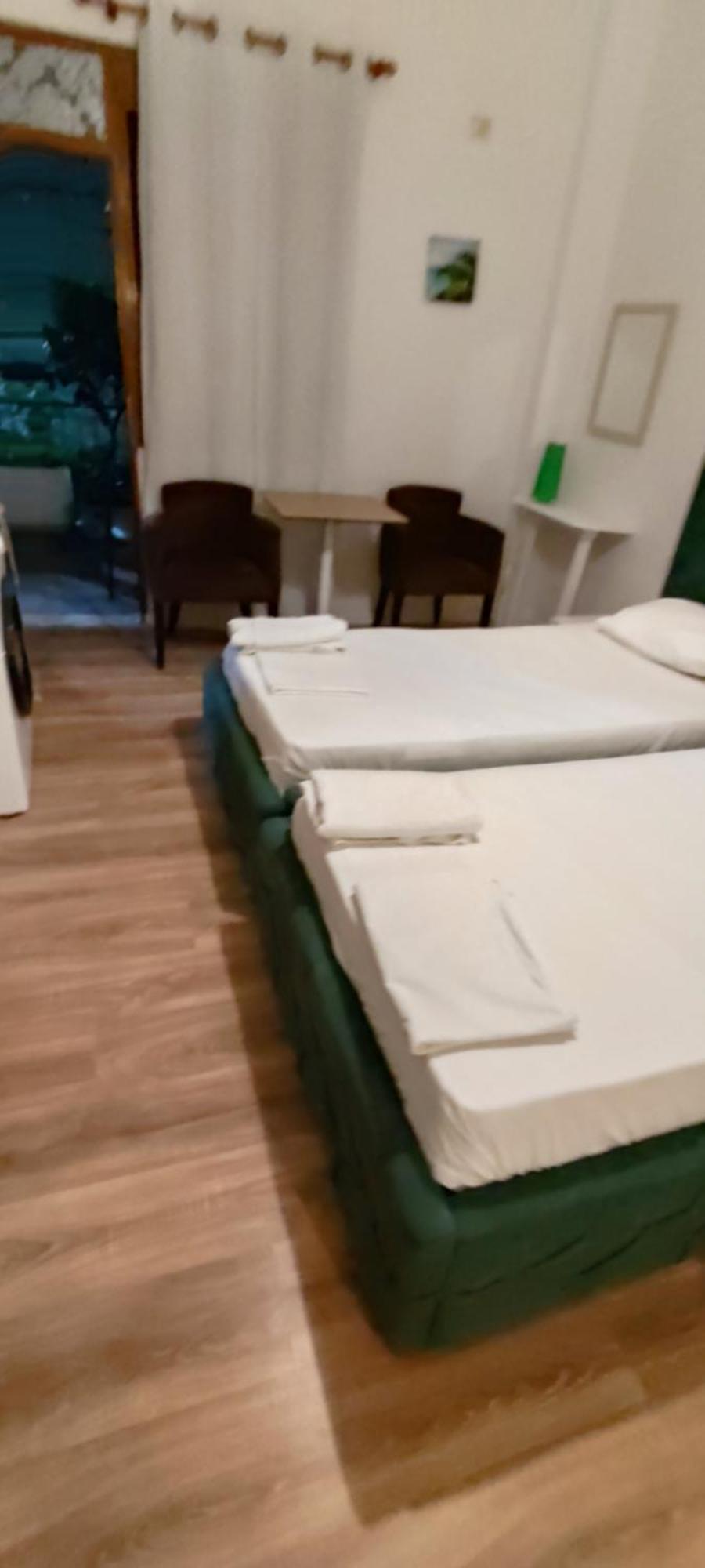 Apartment Rina Sarandë エクステリア 写真