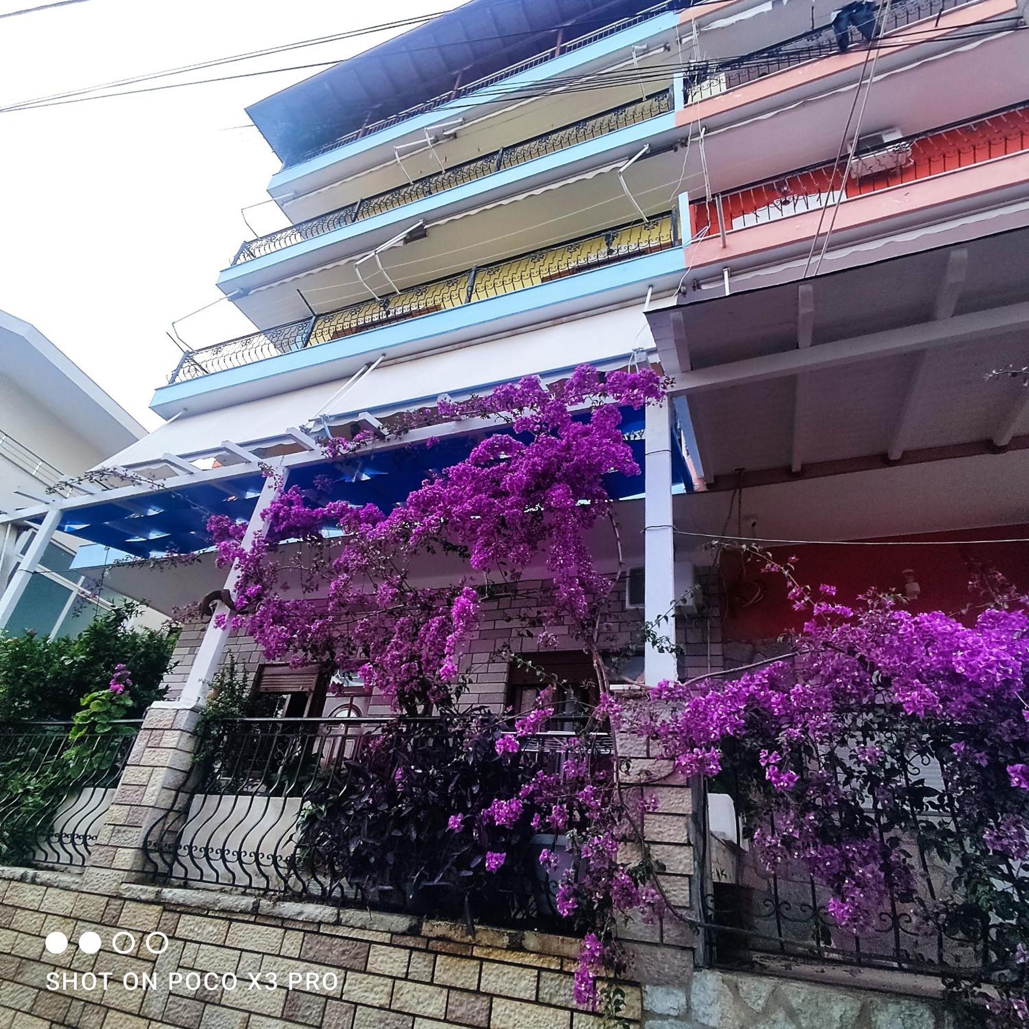 Apartment Rina Sarandë エクステリア 写真