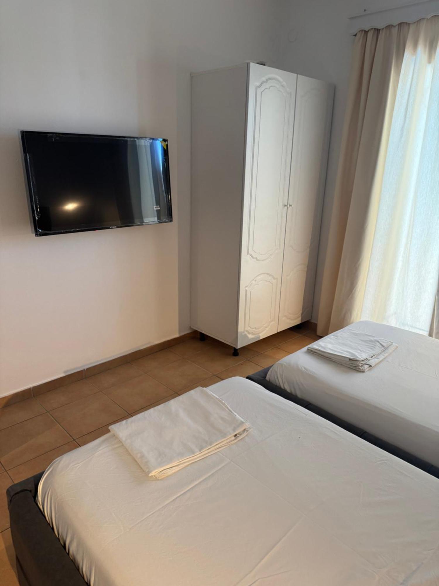 Apartment Rina Sarandë エクステリア 写真